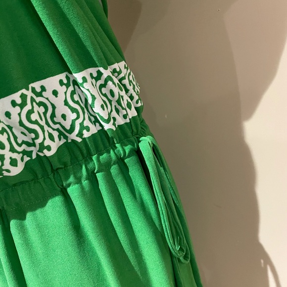 2 for $30 🛍 Beautiful Dress - Picture 3 of 3